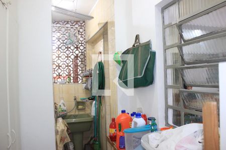 Casa à venda com 112m², 3 quartos e 3 vagasDespensa