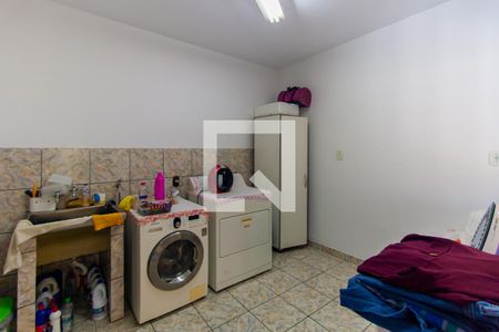 Casa à venda com 190m², 3 quartos e 3 vagas Casa à venda com 190m², 3 quartos e 3 vagasÁrea de Serviço