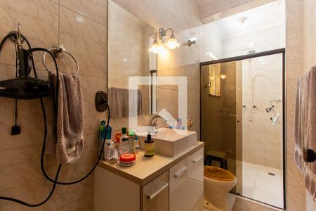 Casa à venda com 190m², 3 quartos e 3 vagas Casa à venda com 190m², 3 quartos e 3 vagasBanheiro 2