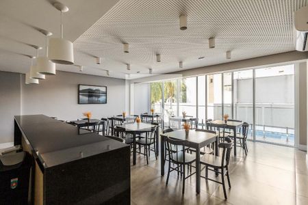 Apartamento à venda com 70m², 2 quartos e sem vagaÁrea comum - Salão de festas