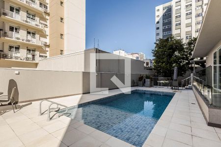 Apartamento à venda com 70m², 2 quartos e sem vagaÁrea comum - Piscina