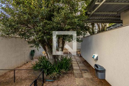 Apartamento à venda com 70m², 2 quartos e sem vagaÁrea comum