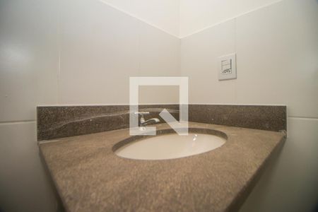 Apartamento para alugar com 60m², 2 quartos e sem vagaBanheiro da Suíte