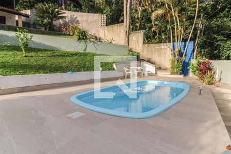 Casa de condomínio à venda com 650m², 2 quartos e 1 vagaÁrea externa