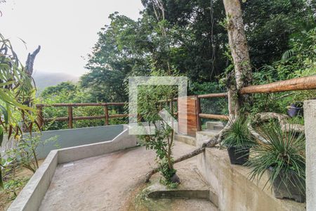 Casa de condomínio à venda com 650m², 2 quartos e 1 vagaÁrea externa