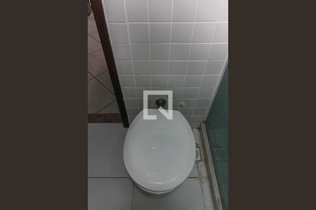 Casa de condomínio à venda com 650m², 2 quartos e 1 vagaBanheiro Social