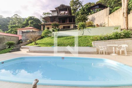 Casa de condomínio à venda com 650m², 2 quartos e 1 vagaÁrea externa