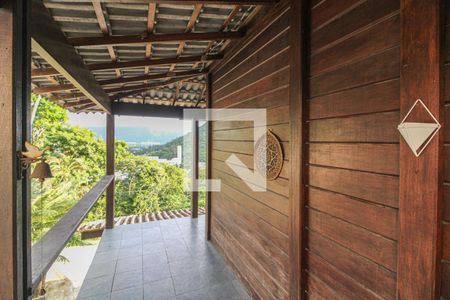 Varanda de casa de condomínio à venda com 2 quartos, 650m² em Vargem Grande, Rio de Janeiro