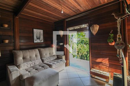 Sala de casa de condomínio à venda com 2 quartos, 650m² em Vargem Grande, Rio de Janeiro