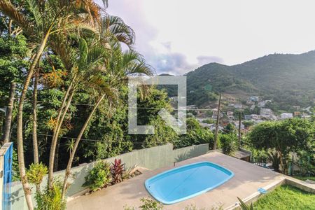 Casa de condomínio à venda com 650m², 2 quartos e 1 vagaÁrea externa