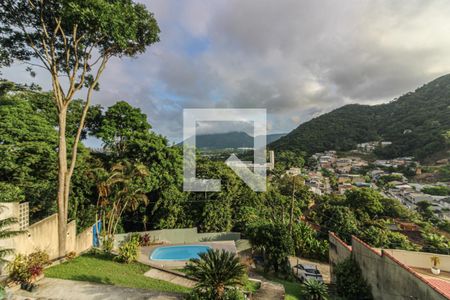 Casa de condomínio à venda com 650m², 2 quartos e 1 vagaÁrea externa