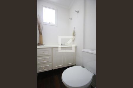 Lavabo de apartamento para alugar com 2 quartos, 109m² em Itaim Bibi, São Paulo