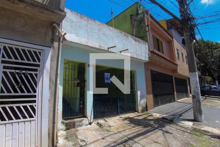 Casa à venda com 250m², 2 quartos e 1 vagaFachada