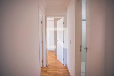 Apartamento à venda com 67m², 2 quartos e 1 vagaCorredor - Quartos
