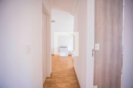 Apartamento à venda com 67m², 2 quartos e 1 vagaCorredor - Quartos