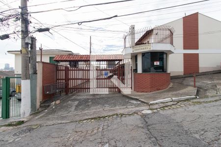 Casa de condomínio para alugar com 86m², 2 quartos e 1 vagaFachada