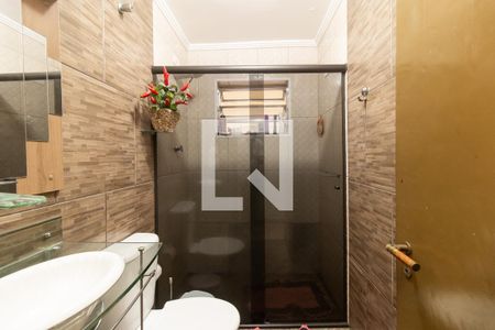 Casa à venda com 190m², 4 quartos e 2 vagas Casa à venda com 190m², 4 quartos e 2 vagasBanheiro 1