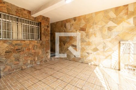 Casa à venda com 190m², 4 quartos e 2 vagas Casa à venda com 190m², 4 quartos e 2 vagasGaragem