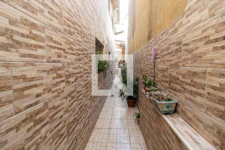 Casa à venda com 190m², 4 quartos e 2 vagas Casa à venda com 190m², 4 quartos e 2 vagasCorredor