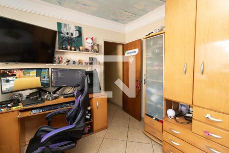 Casa à venda com 190m², 4 quartos e 2 vagas Casa à venda com 190m², 4 quartos e 2 vagasQuarto 4