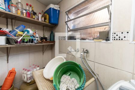 Casa à venda com 190m², 4 quartos e 2 vagas Casa à venda com 190m², 4 quartos e 2 vagasÁrea de Serviço