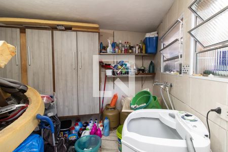 Casa à venda com 190m², 4 quartos e 2 vagas Casa à venda com 190m², 4 quartos e 2 vagasÁrea de Serviço