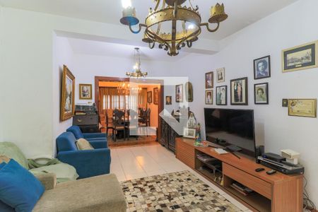 Sala de TV de casa para alugar com 5 quartos, 400m² em Vila Cordeiro, São Paulo