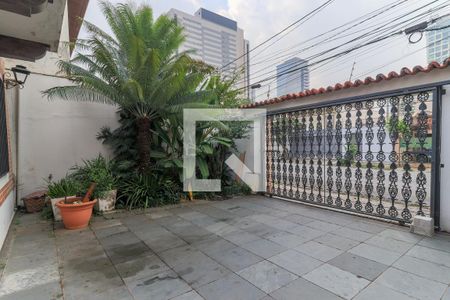 Casa para alugar com 400m², 5 quartos e 3 vagas Casa para alugar com 400m², 5 quartos e 3 vagasGaragem