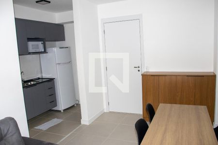 Sala de apartamento para alugar com 1 quarto, 36m² em Jacarepaguá, Rio de Janeiro