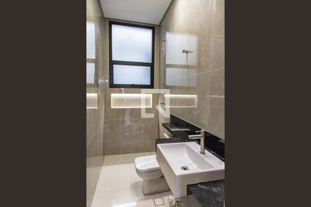 Lavabo de casa para alugar com 4 quartos, 200m² em Ipiranga, São Paulo