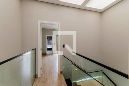 Casa à venda com 200m², 4 quartos e 2 vagasCorredor dos Quartos