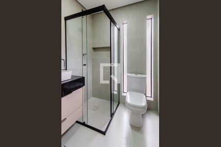 Casa à venda com 200m², 4 quartos e 2 vagasBanheiro da Suíte 4