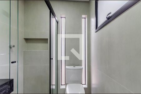 Casa à venda com 200m², 4 quartos e 2 vagasBanheiro da Suíte 4