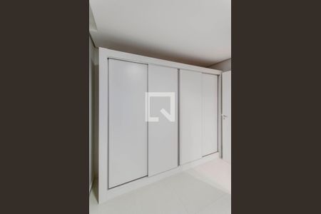 Casa à venda com 200m², 4 quartos e 2 vagasSuíte 4