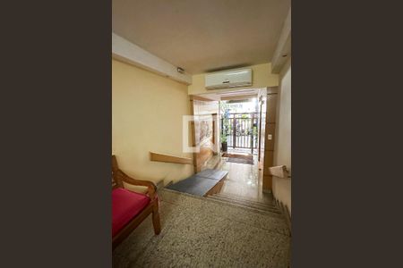 Apartamento à venda com 55m², 1 quarto e 1 vaga Apartamento à venda com 55m², 1 quarto e 1 vagaEntrada