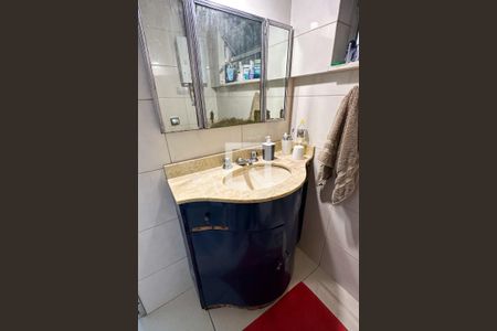 Banheiro de apartamento à venda com 1 quarto, 55m² em Copacabana, Rio de Janeiro