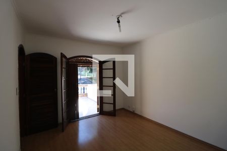 Suíte de casa à venda com 3 quartos, 180m² em Jardim Piqueroby, São Paulo