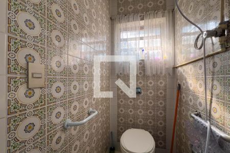 Casa à venda com 200m², 3 quartos e 2 vagas Casa à venda com 200m², 3 quartos e 2 vagasBanheiro