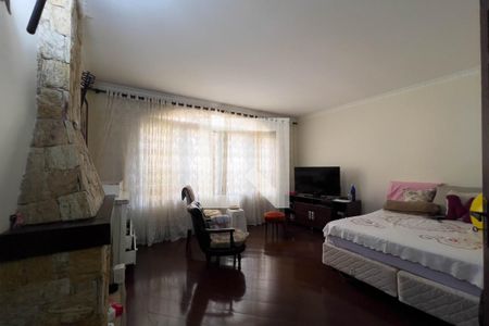 Sala de casa à venda com 3 quartos, 200m² em Vila Monumento, São Paulo