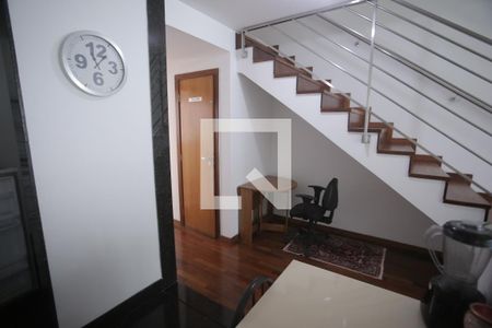 Sala de apartamento para alugar com 1 quarto, 78m² em Belvedere, Belo Horizonte