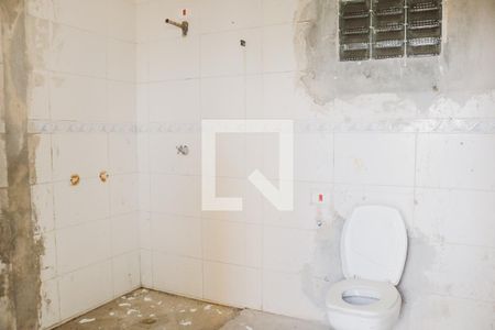 Casa para alugar com 320m², 4 quartos e 8 vagasBanheiro 4