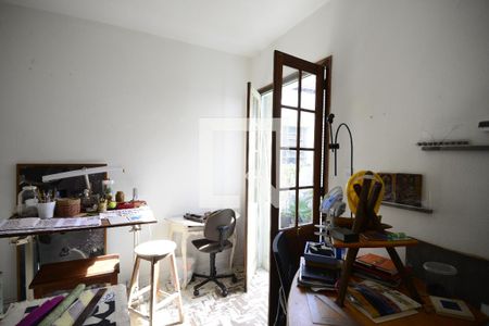 Casa à venda com 260m², 5 quartos e sem vagaQuarto Casa 2