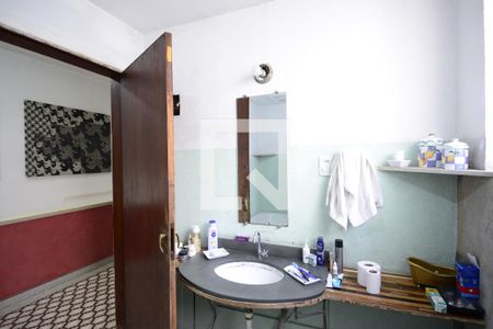 Casa à venda com 260m², 5 quartos e sem vagaBanheiro