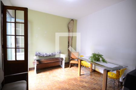 Sala de casa à venda com 5 quartos, 260m² em Vila Mariana, São Paulo