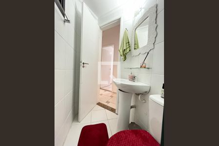 Apartamento à venda com 62m², 3 quartos e 1 vaga Apartamento à venda com 62m², 3 quartos e 1 vagaBanheiro Corredor