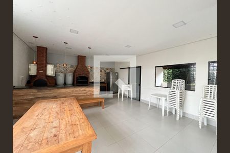 Apartamento à venda com 62m², 3 quartos e 1 vaga Apartamento à venda com 62m², 3 quartos e 1 vagaÁrea comum - Churrasqueira