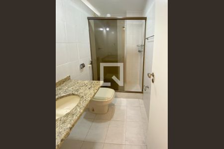 Apartamento à venda com 110m², 3 quartos e 1 vaga Apartamento à venda com 110m², 3 quartos e 1 vagaBanheiro