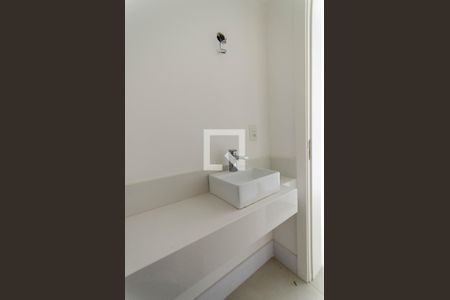 Apartamento para alugar com 165m², 3 quartos e 2 vagas Apartamento para alugar com 165m², 3 quartos e 2 vagasLavabo