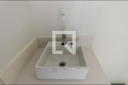 Apartamento para alugar com 165m², 3 quartos e 2 vagas Apartamento para alugar com 165m², 3 quartos e 2 vagasDetalhe Banheiro da Suíte 2