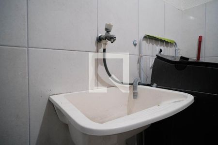 Casa de condomínio à venda com 70m², 2 quartos e 1 vagaÁrea de Serviço